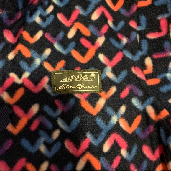 Eddie Bauer. NWT. Girls light pullover top. Beautiful southwestern desig… - Picture 4 of 8